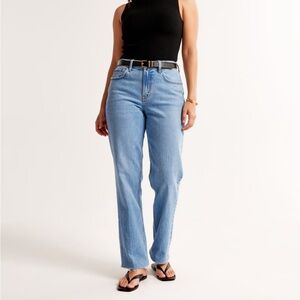 Abercrombie Curve Love 90s straight. Long 32.5